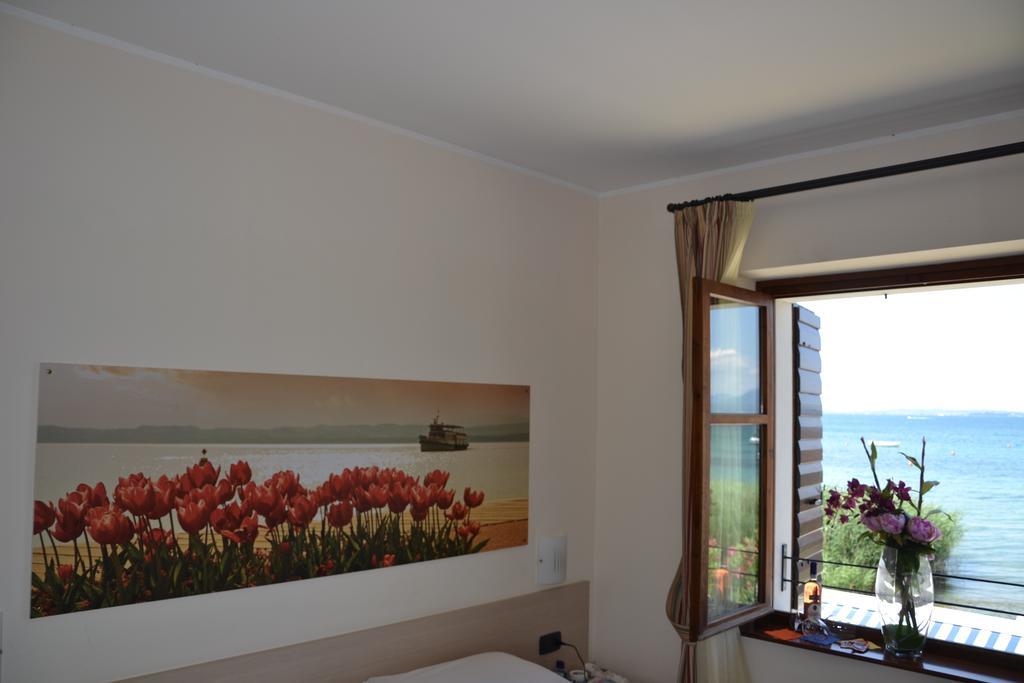 Locanda Le Palafitte Bardolino Oda fotoğraf