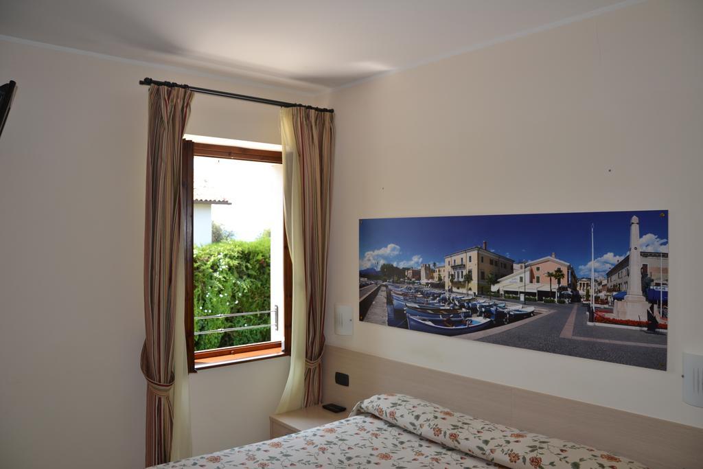 Locanda Le Palafitte Bardolino Oda fotoğraf